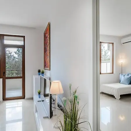 Lighthouse Golf & Spa, 1 Bedroom Forest View By Deluxe Apartment