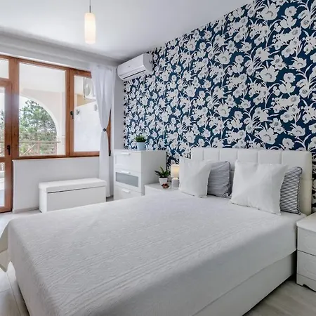 Lighthouse Golf & Spa, 1 Bedroom Forest View By Deluxe Apartment Balchik